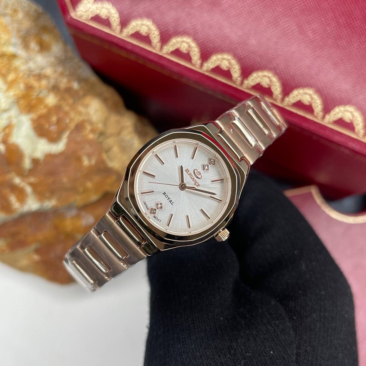 ساعت زنانه الگانس رویال نیکو کلاه NK00019