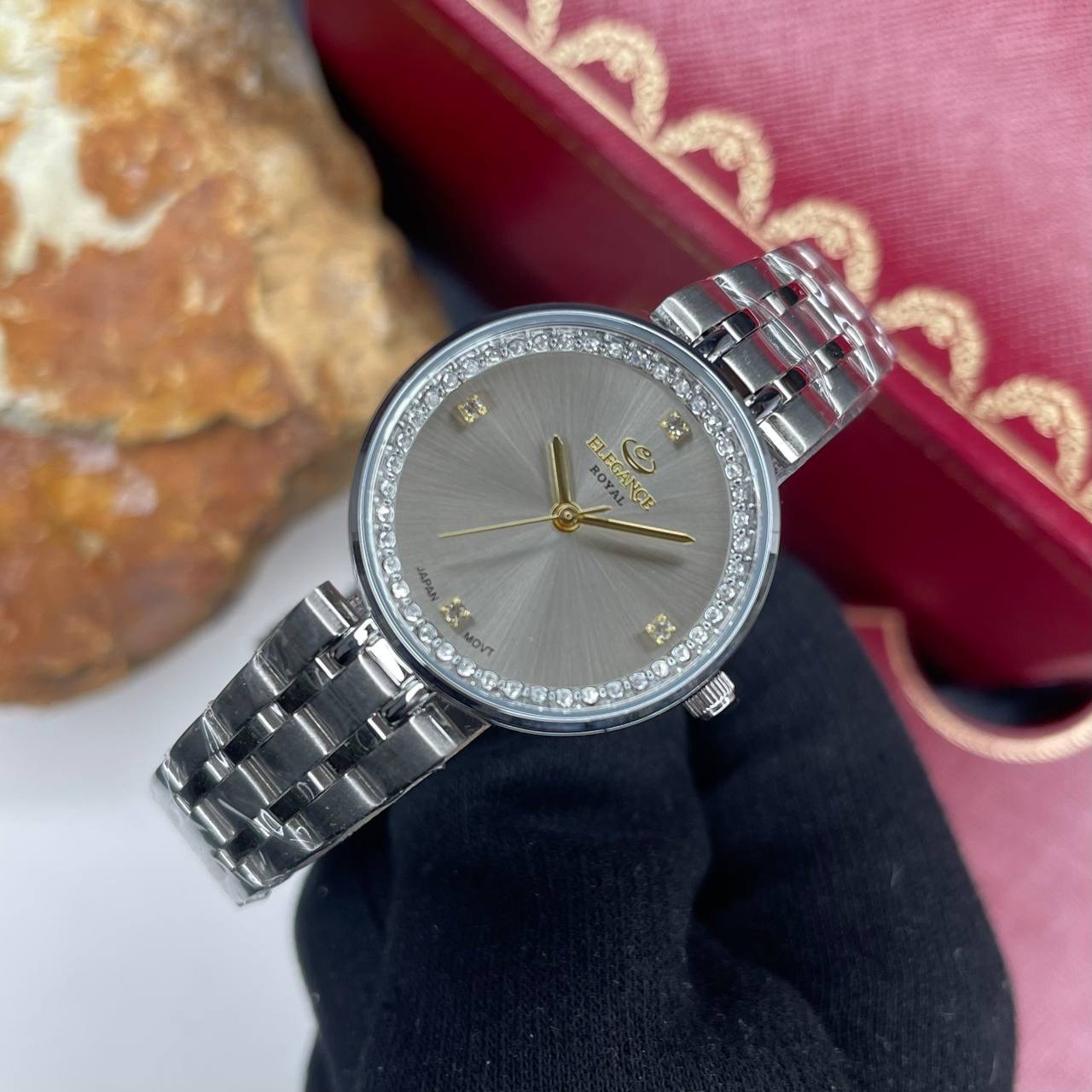 ساعت زنانه الگانس رویال نیکو کلاه NK0017