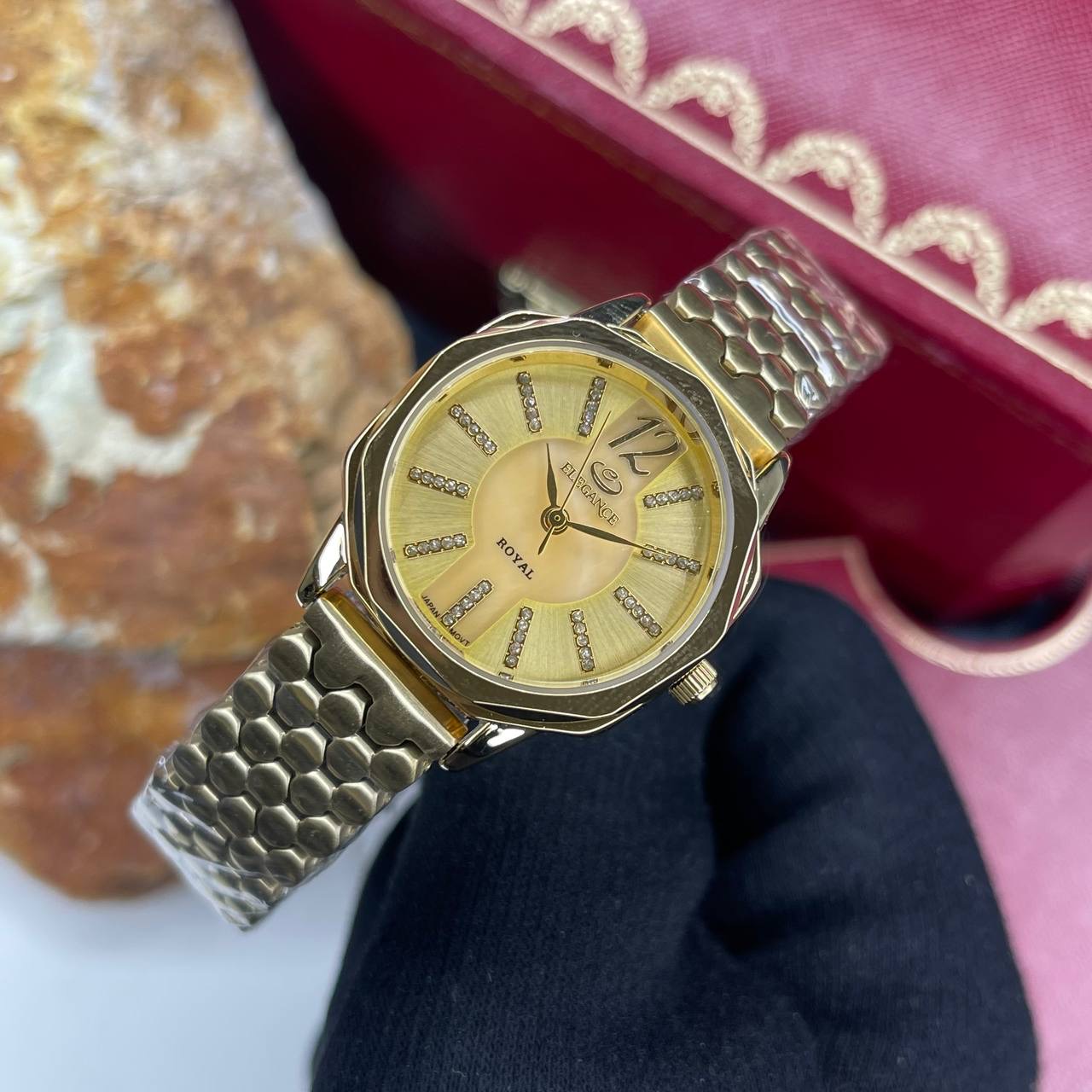 ساعت زنانه الگانس رویال نیکو کلاه NK0016