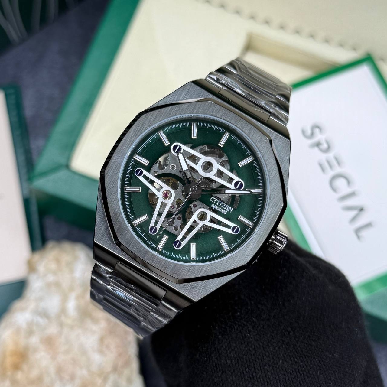 ساعت مردانه سیتیزن اسپشیال نیکو کلاه Nk003